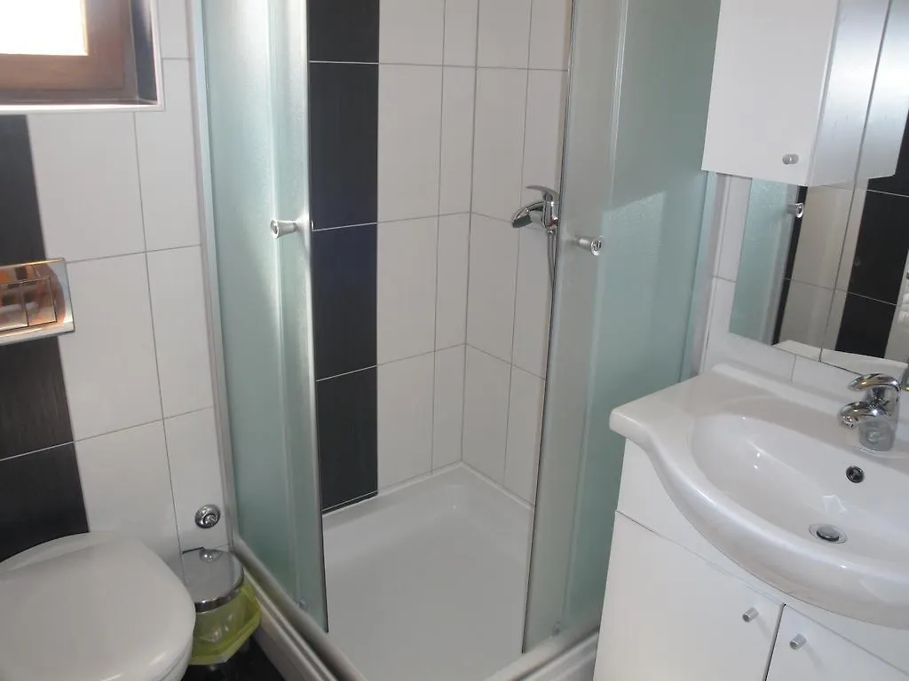 Apartments Dujmovic Ana Baška