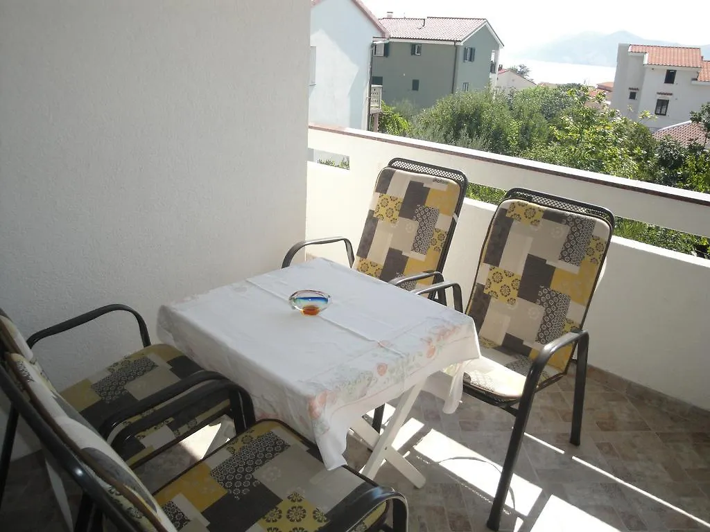 Apartments Dujmovic Ana Baška