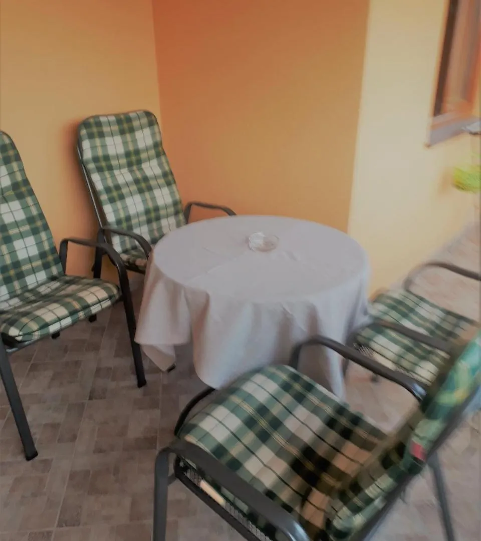 Apartments Dujmovic Ana Baška Croatie